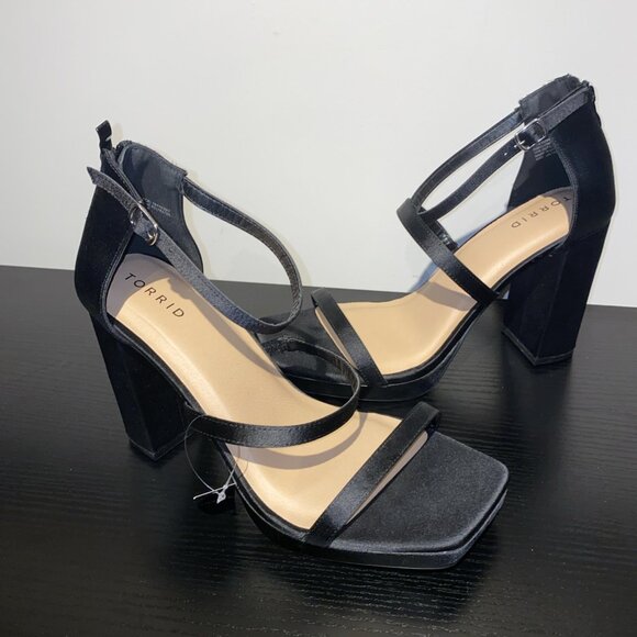 Torrid 11W Black Satin Strappy High Heel - Picture 3 of 8